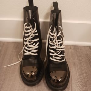 NEVER WORN Doc Martens visible steel toe